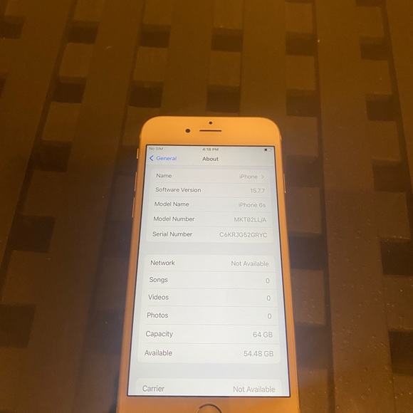 iPhone 6s 64 gb (unlocked) - Picture 2 of 6